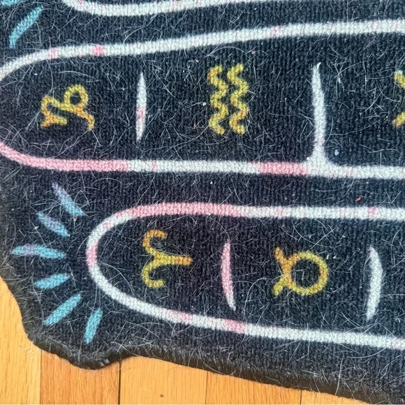 Palm Reading Rug - Picture 2 of 2